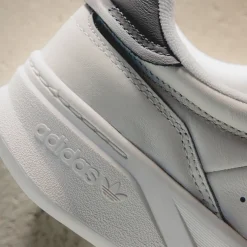 Adidas Court Finale