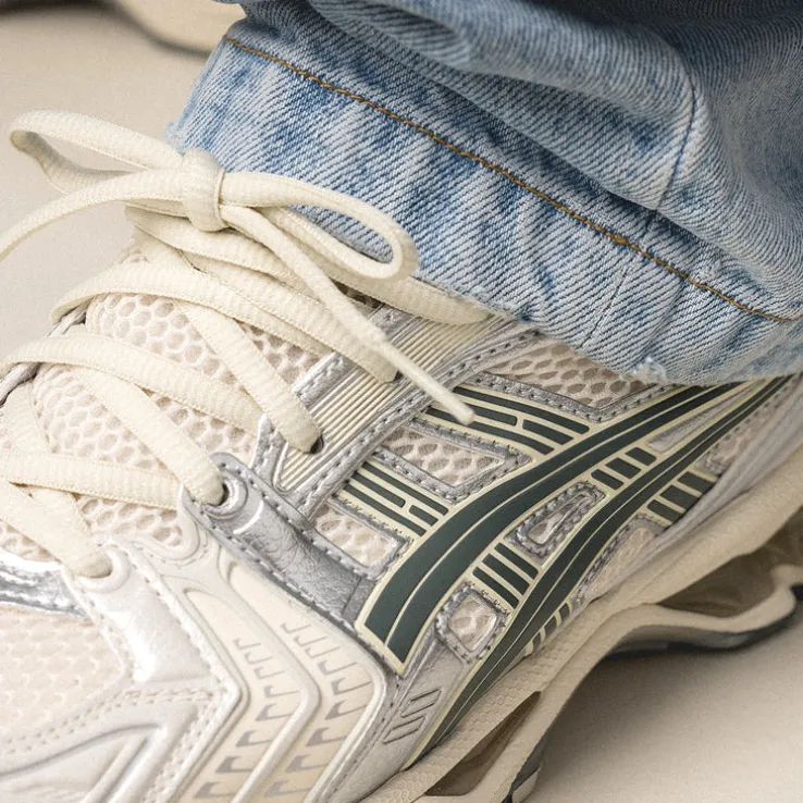 Asics GEL-Kayano 14
