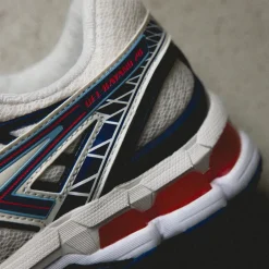 Asics GEL-Kayano 20