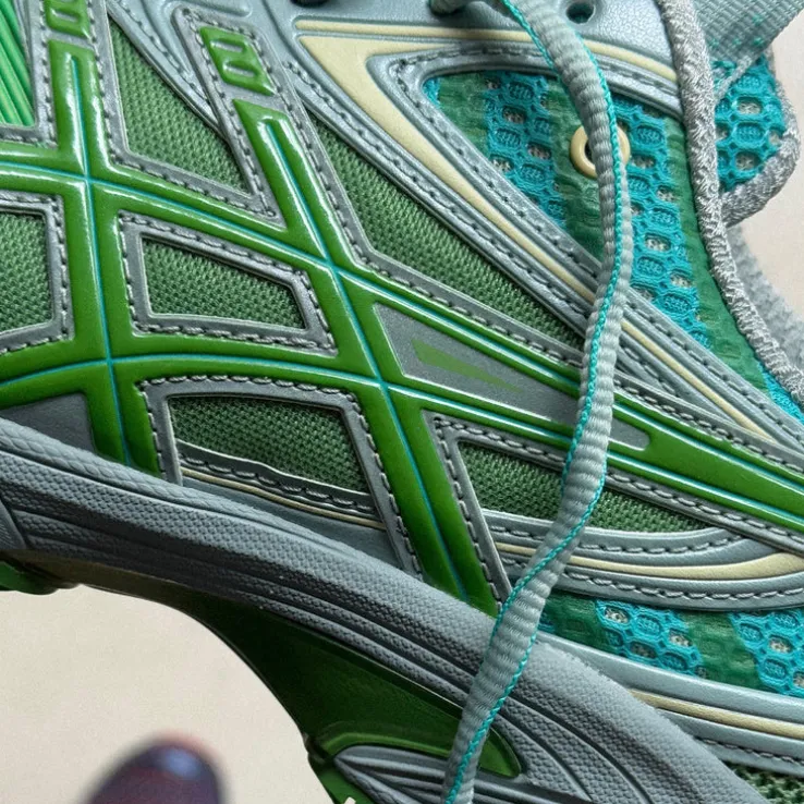 Asics UB9-S GEL-DS Trainer 14