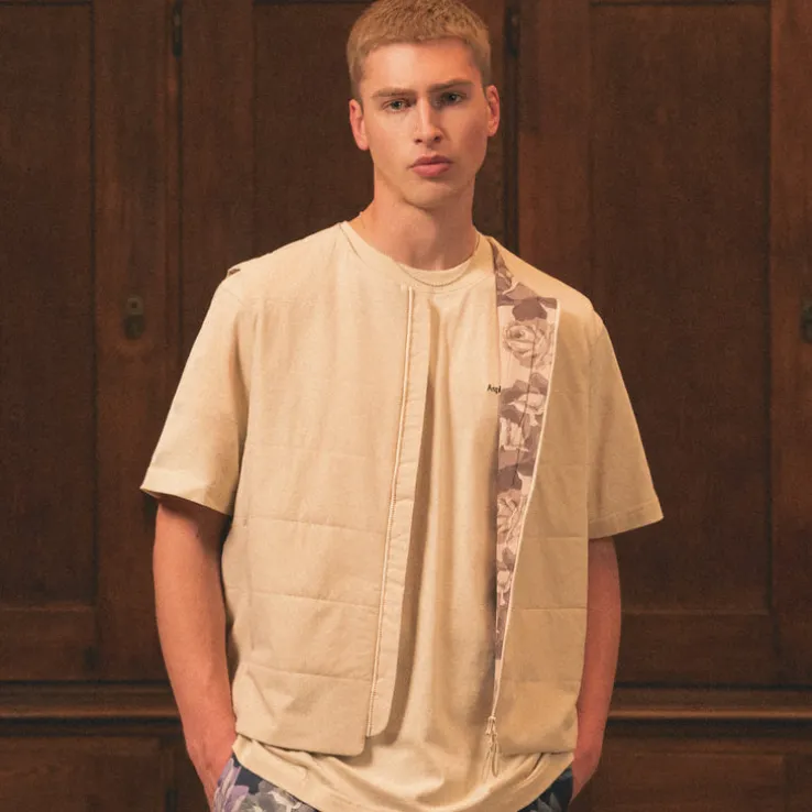 Asphaltgold *Never Enough.* Vest