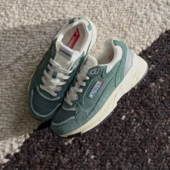 Autry Hyperway W *Suede / Mesh*