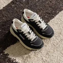 Autry Hyperway W *Suede / Mesh*
