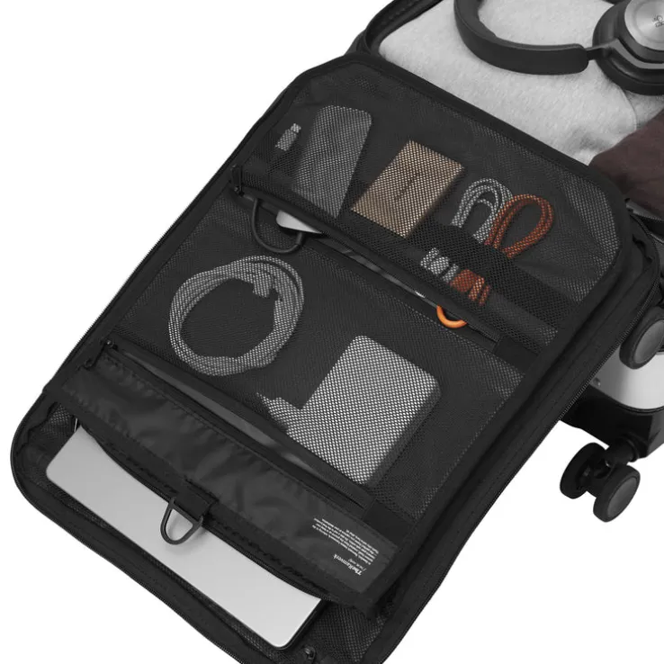 D__b__ Ramverk Pro Front-access Carry-on