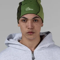Dime Reverse Stitch Skully Beanie