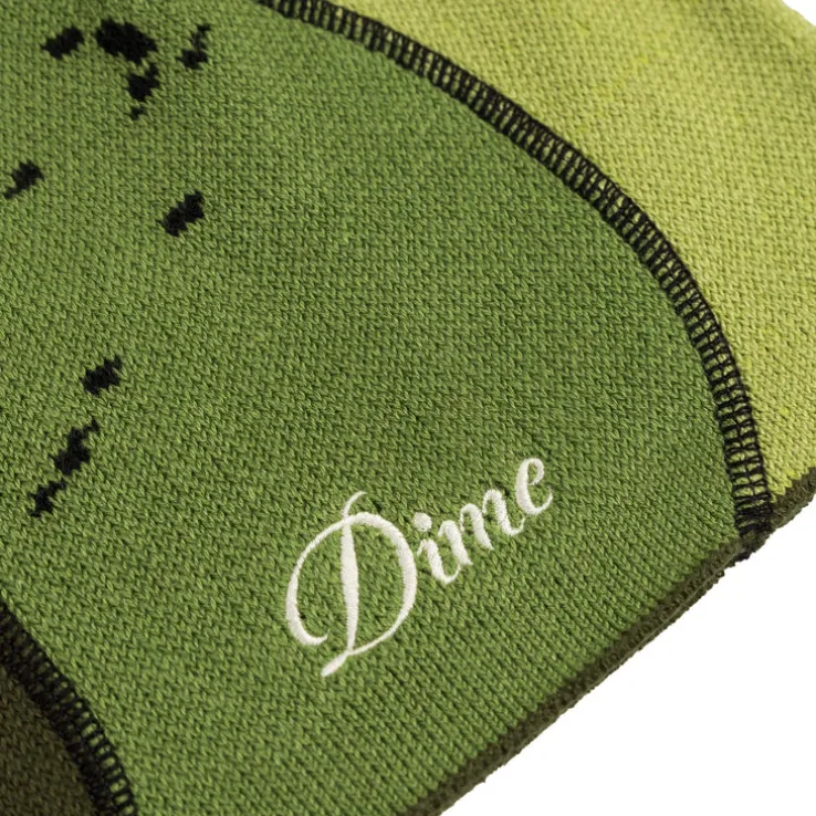 Dime Reverse Stitch Skully Beanie