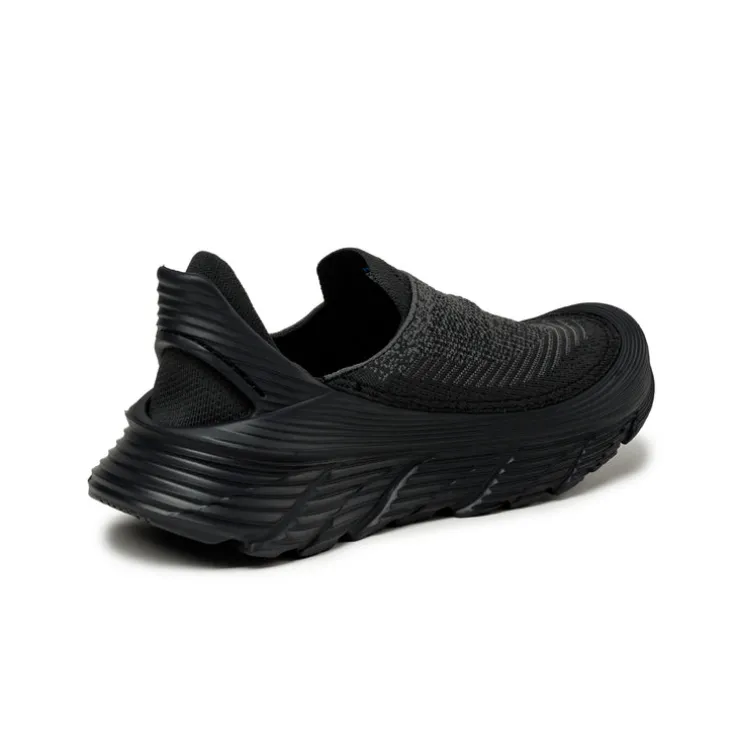 Hoka One One Restore TC