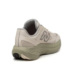 New Balance FF800