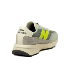 New Balance U370DA
