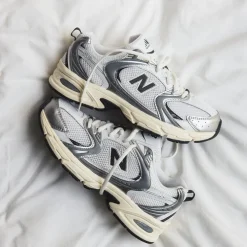 New Balance U530ESA
