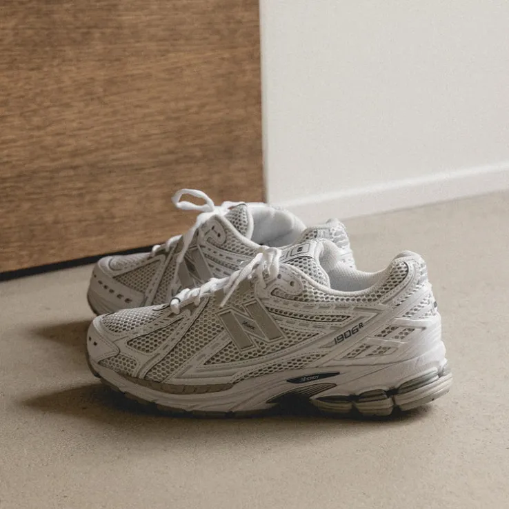 New Balance U1906RCA