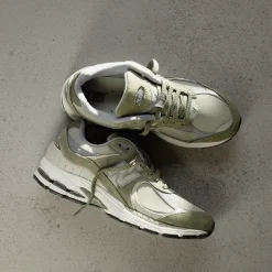 New Balance U2002RCA