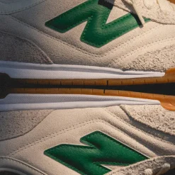 New Balance URC42HG