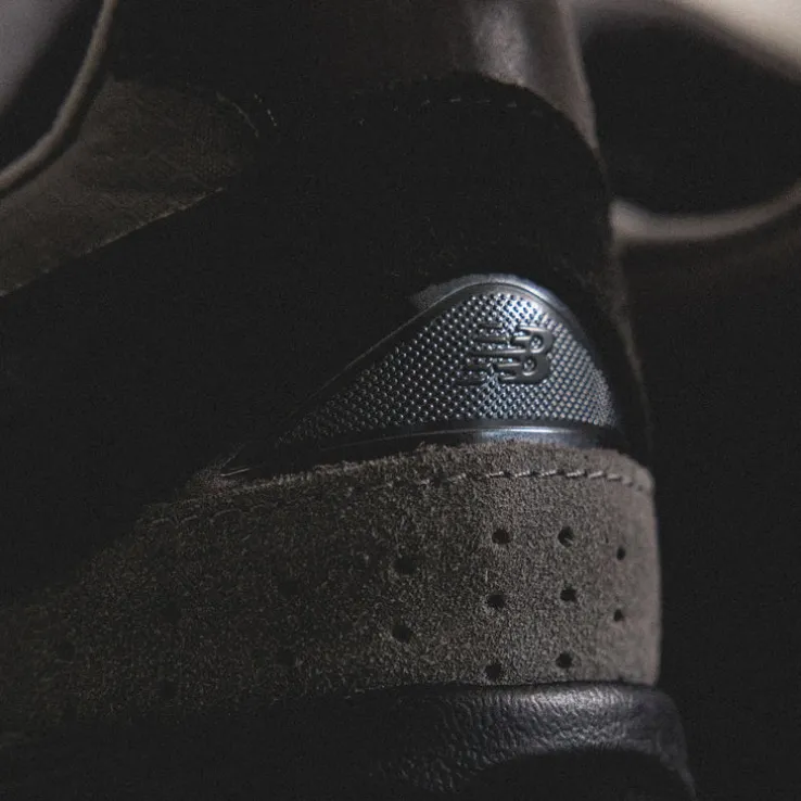 New Balance U2002RTG