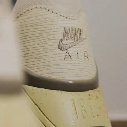 Nike Air 180