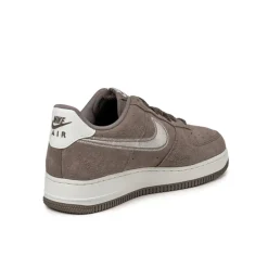 Nike Air Force 1 '07 LV8