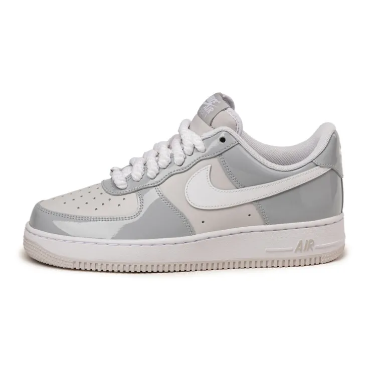 Nike Air Force 1 '07 LV8