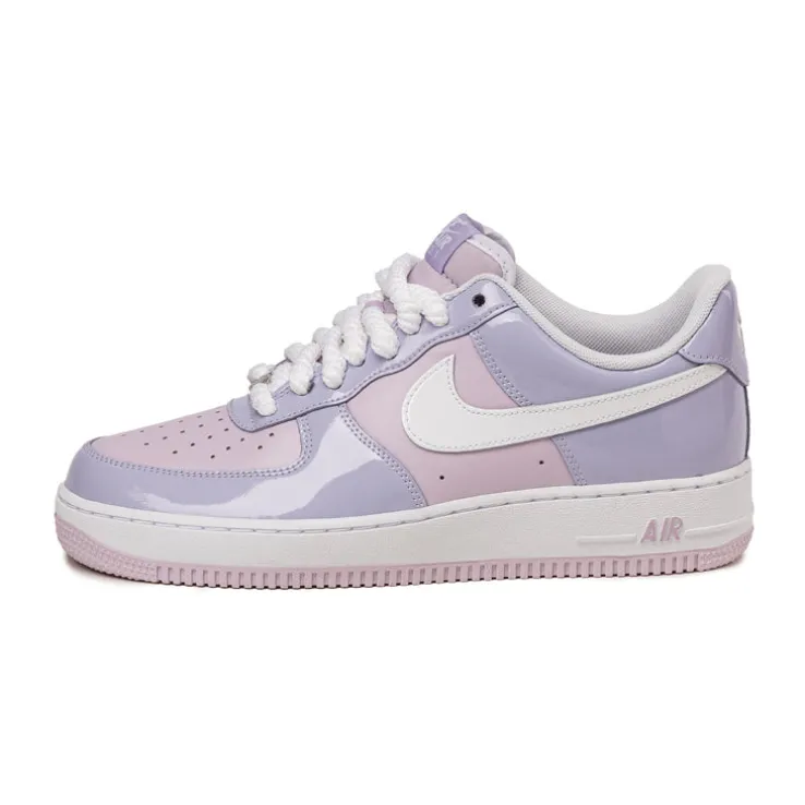 Nike Air Force 1 '07 LV8