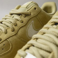 Nike Air Force 1 '07 LV8
