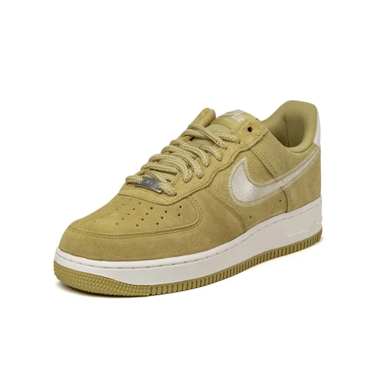 Nike Air Force 1 '07 LV8