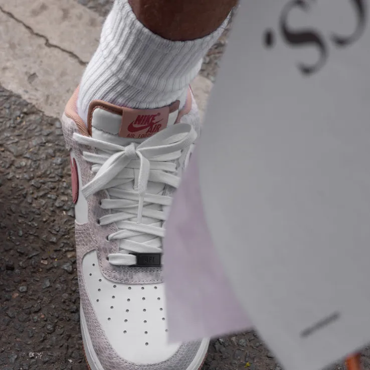 Nike Air Force 1 '07 LV8