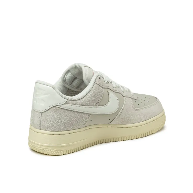 Nike Air Force 1 '07 LX