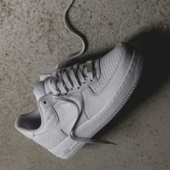 Nike Air Force 1 '07 LX