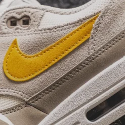 Nike Air Max 1 Essential