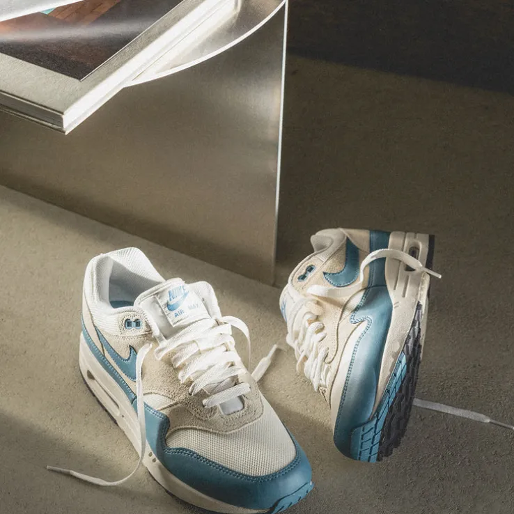 Nike Air Max 1 Essential