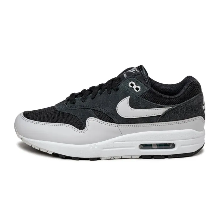 Nike Air Max 1 Essential
