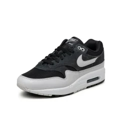 Nike Air Max 1 Essential
