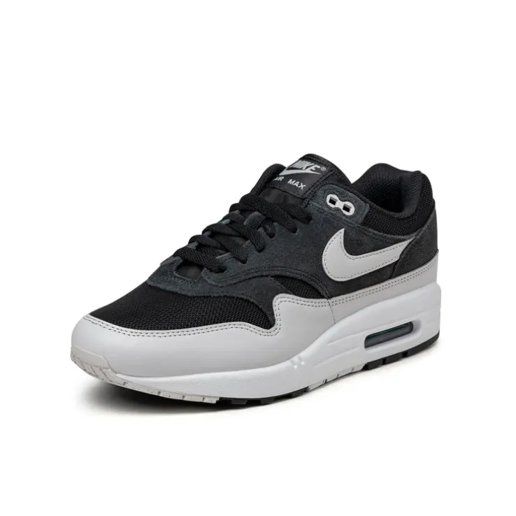Nike Air Max 1 Essential