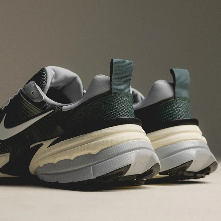 Nike V2K Run