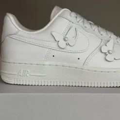 Nike Wmns Air Force 1 ’07