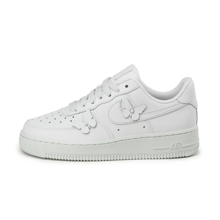 Nike Wmns Air Force 1 ’07