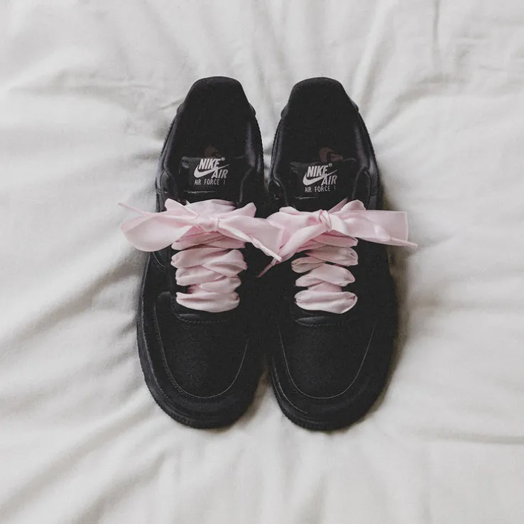 Nike Wmns Air Force 1 ’07 LV8