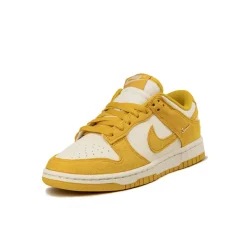 Nike Wmns Dunk Low *Mini Swoosh*