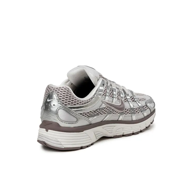 Nike Wmns P-6000
