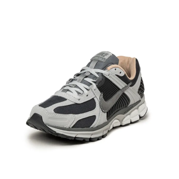 Nike Zoom Vomero 5