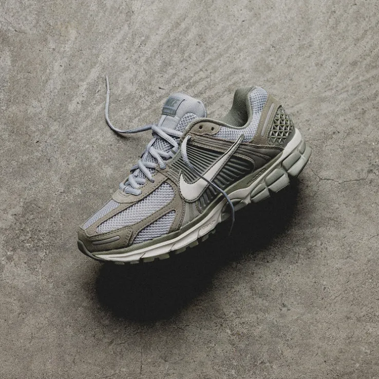 Nike Zoom Vomero 5
