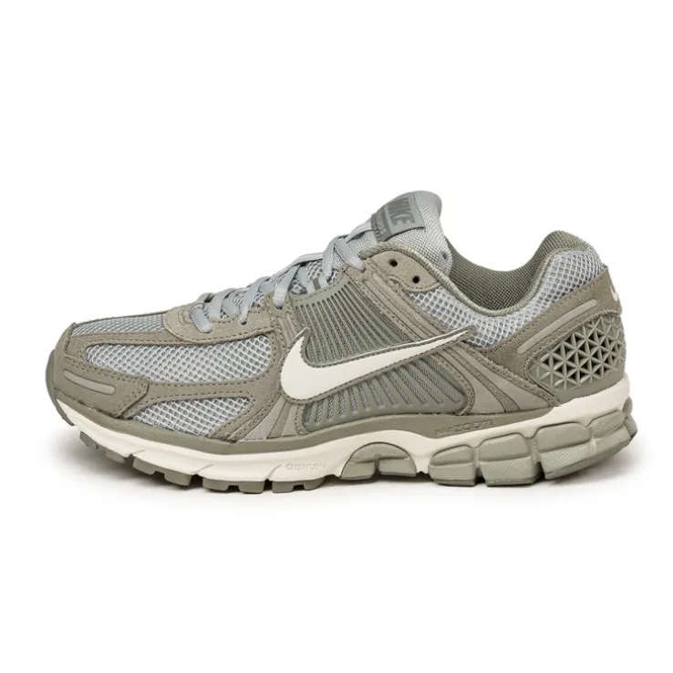 Nike Zoom Vomero 5