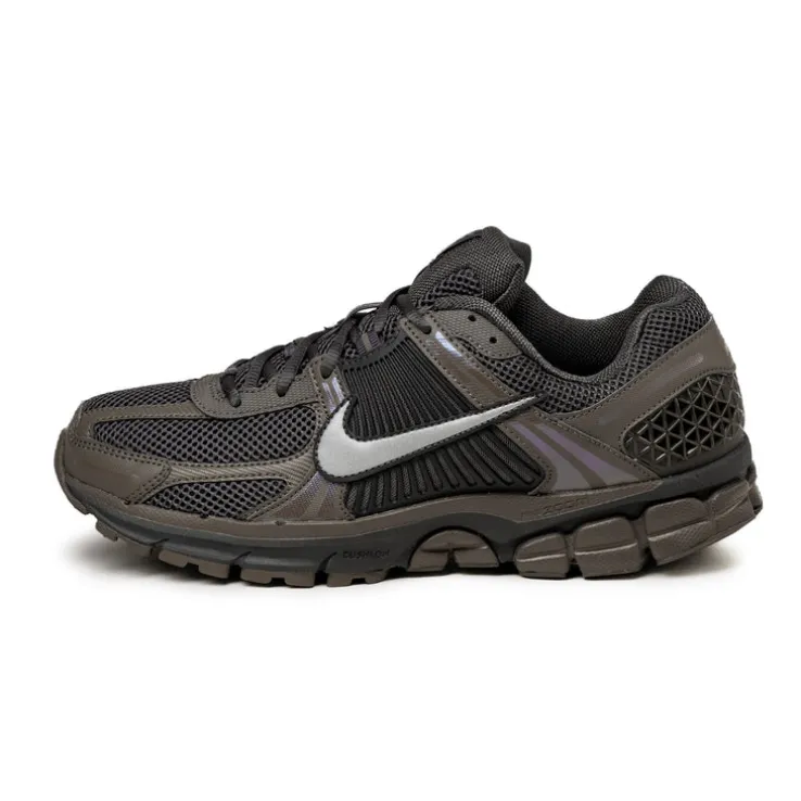 Nike Zoom Vomero 5