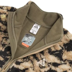 NikeACG 