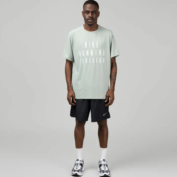 NikeRise 365 Running Division Dri-FIT Running Top