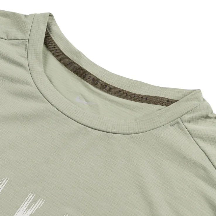 NikeRise 365 Running Division Dri-FIT Running Top