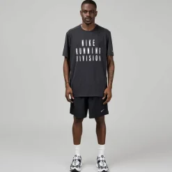 NikeRise 365 Running Division Dri-FIT Running Top