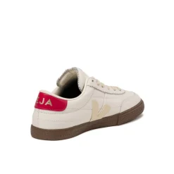 Veja Panenka *O.T. Leather*