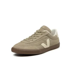 Veja Panenka *Suede*