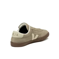 Veja Panenka *Suede*