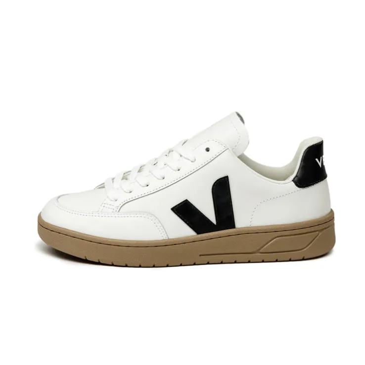 Veja V-12 Leather W